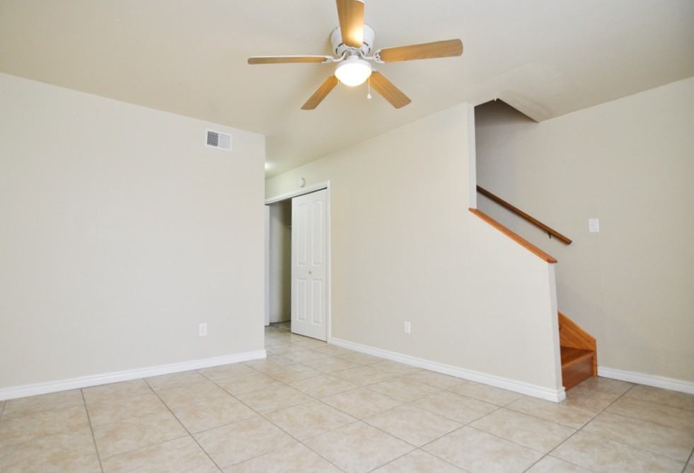 2912 Prairie Flower Cir - Photo 4 of 25