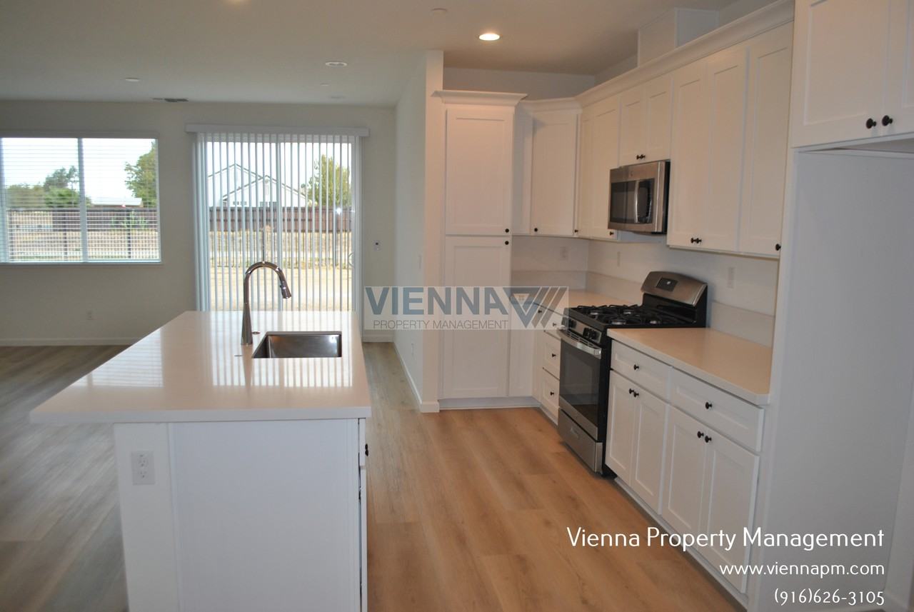 509 Fox Hunt Way - Photo 5 of 33