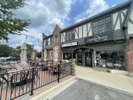 28W573 Stafford Pl Unit 3  