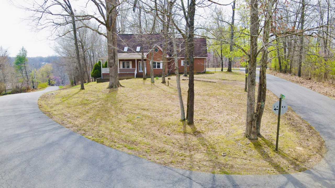 29 Woodlane Cir - Photo 3 of 20