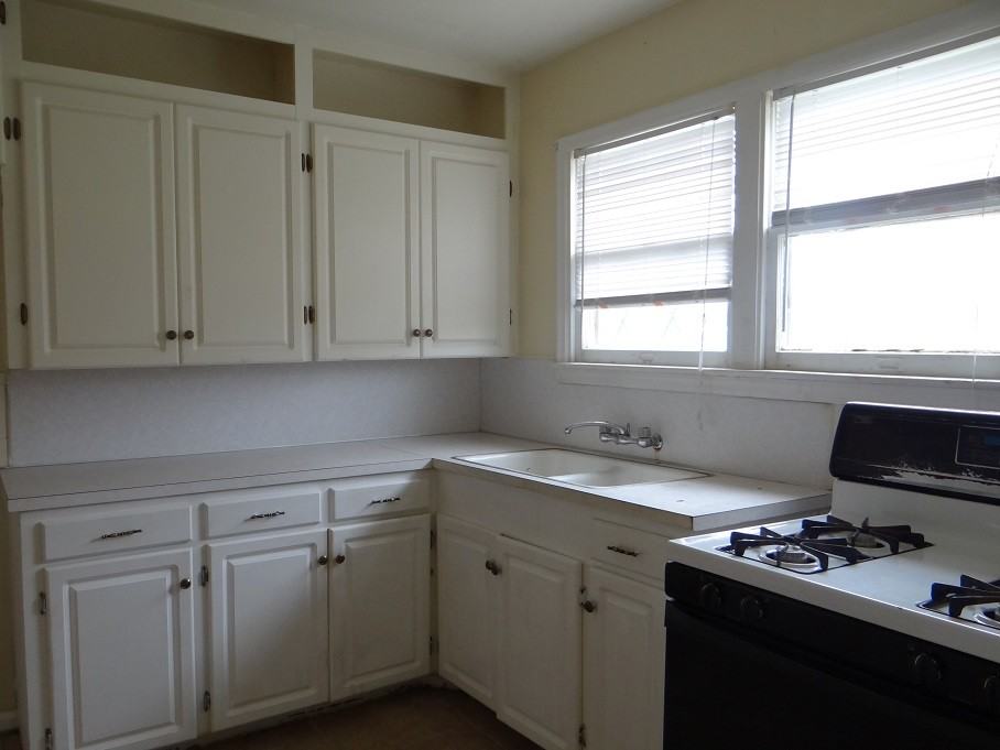 3601 Canal Ave - Photo 2 of 9