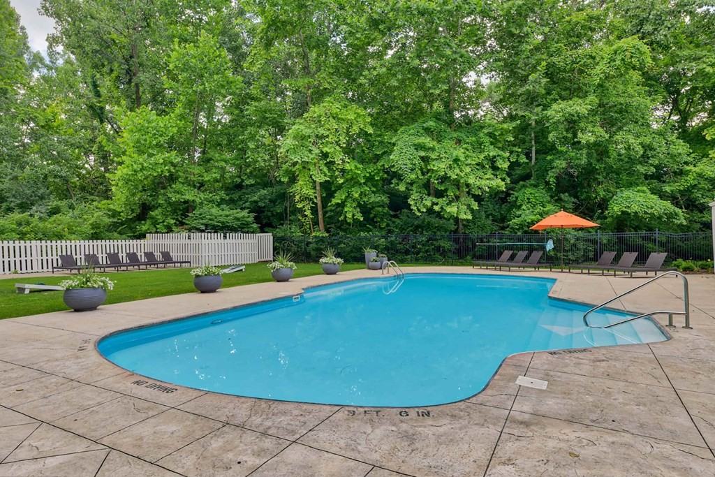 Arlington Pointe - Photo 5 of 16