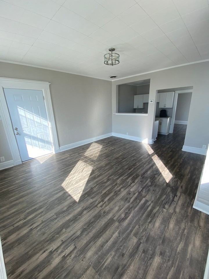 65 East William Street - Photo 3 of 4