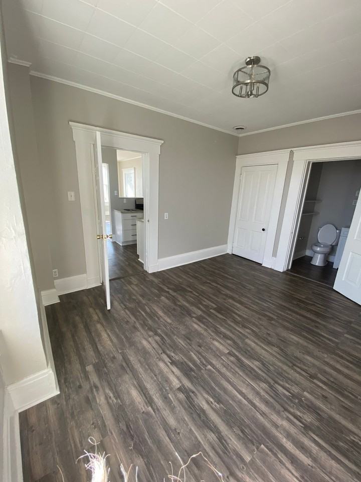 65 East William Street - Photo 2 of 4