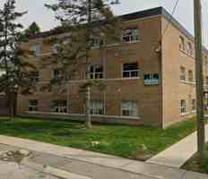 featured image of 15 Thirty Third Street