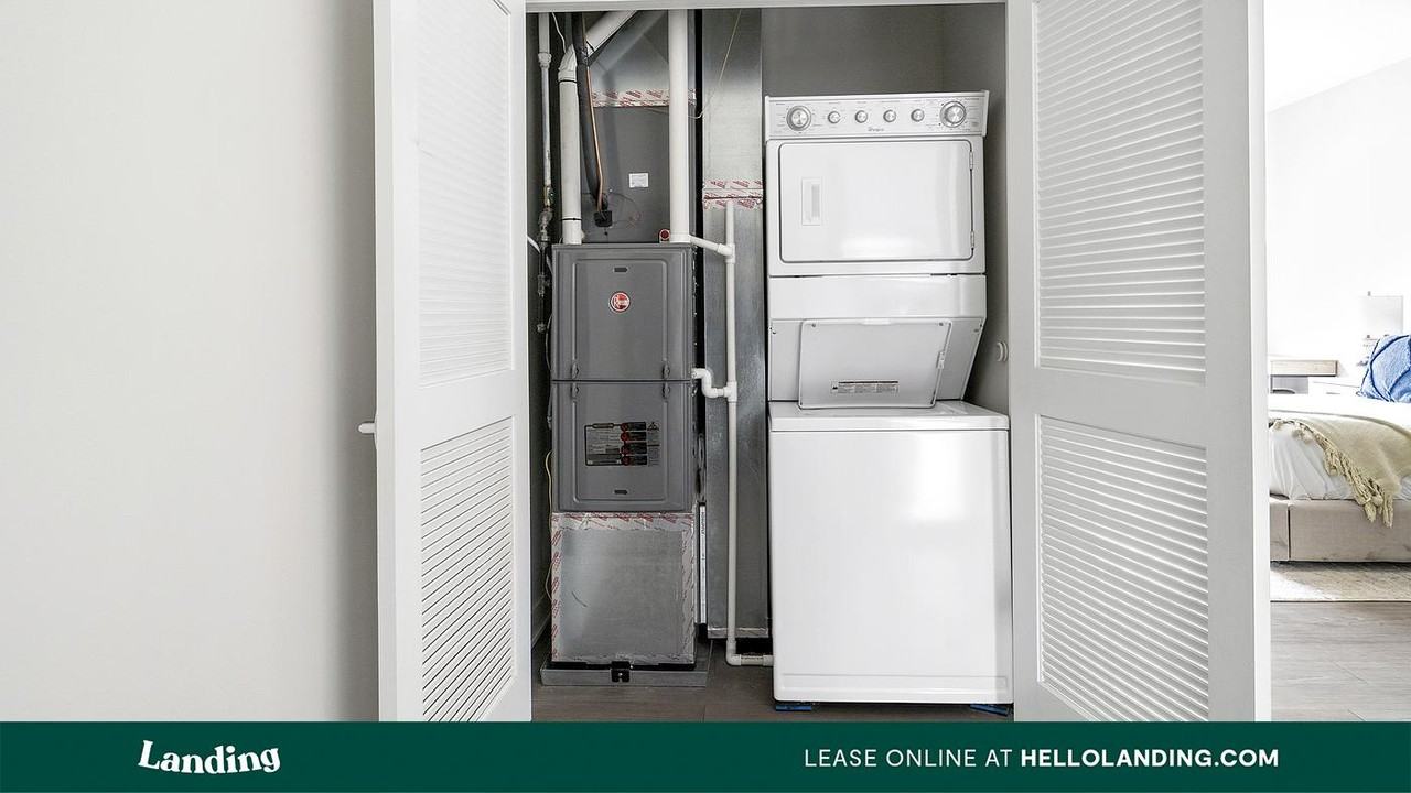 1950 N Campbell Ave - Photo 2 of 35