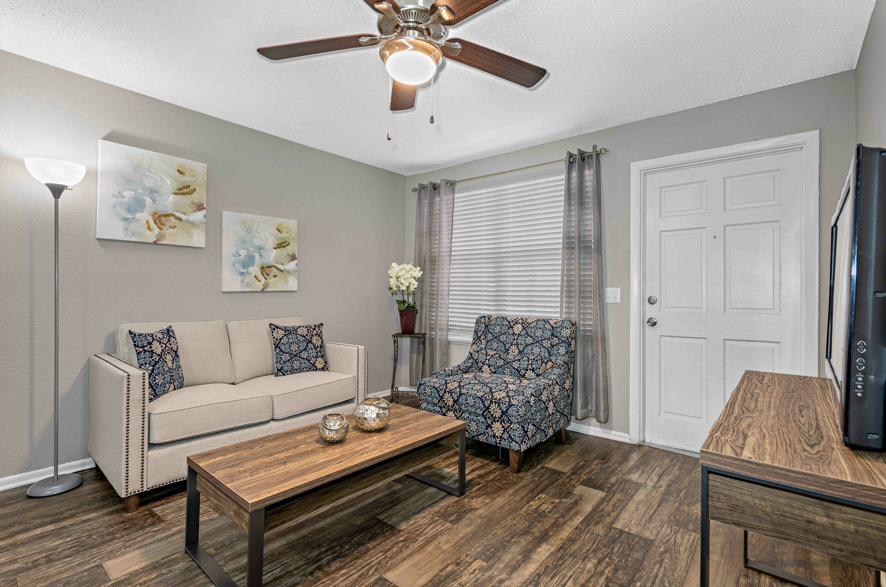 Villas at Deer Park Apartments - Photo 5 of 19