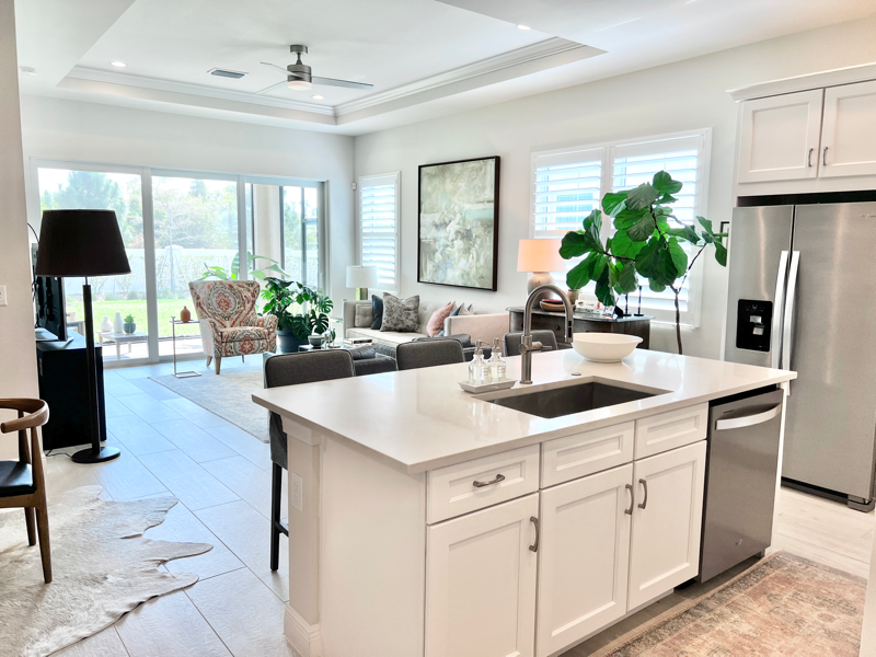 9134 Cayman Dr - Photo 4 of 41