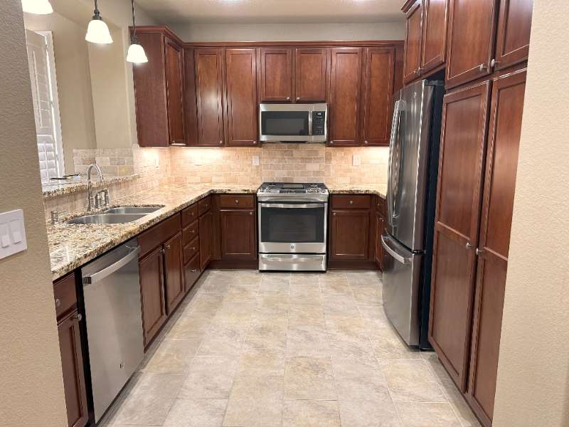 13735 Seabiscuit Dr - Photo 3 of 19