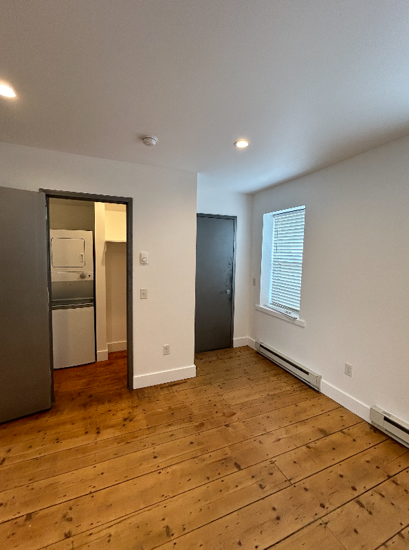 233 1st St 1st Fl #1stFL - Photo 3 of 16