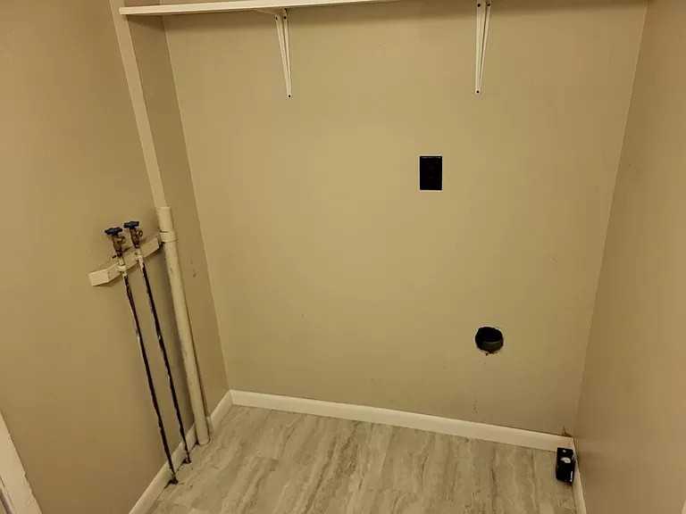 92 Perfield Road - Photo 3 of 13
