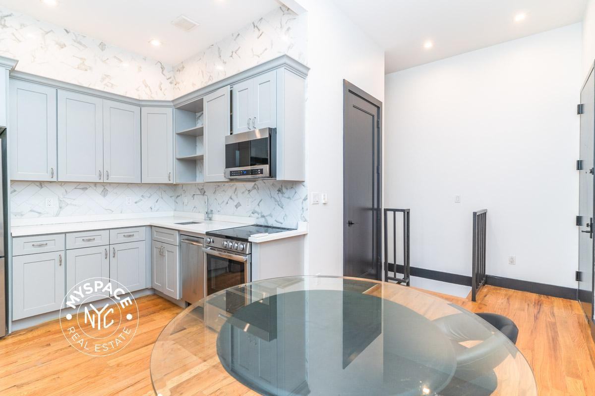 921 Gates Ave #3F - Photo 2 of 7