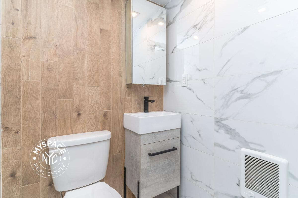 921 Gates Ave #3F - Photo 7 of 7