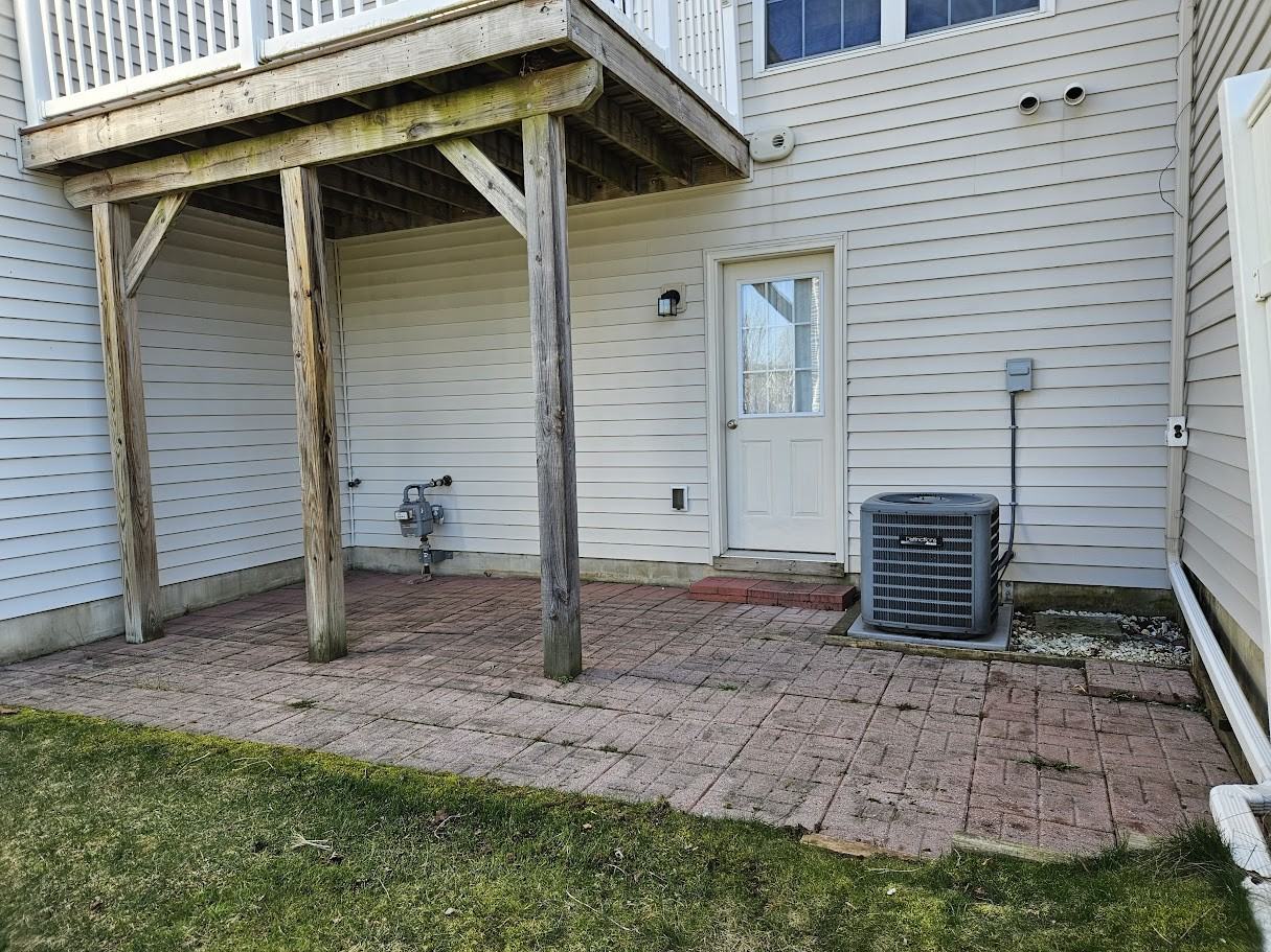 201 Amberleigh Ln #1 - Photo 3 of 29