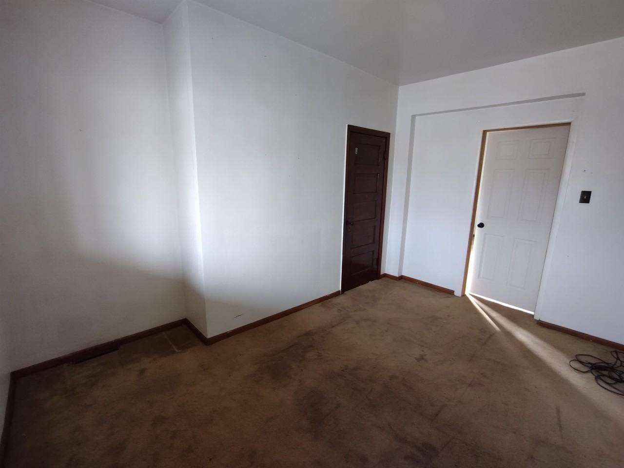 1525 Plum St #1 - Photo 7 of 9