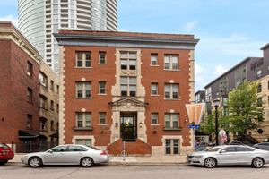 featured image of 127 W Grant St