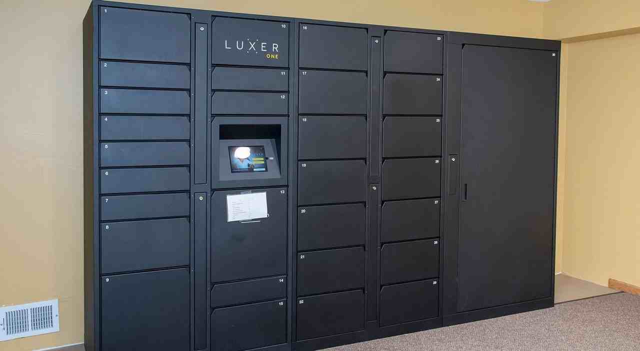 Brentwood Apartments - Photo 4 of 17