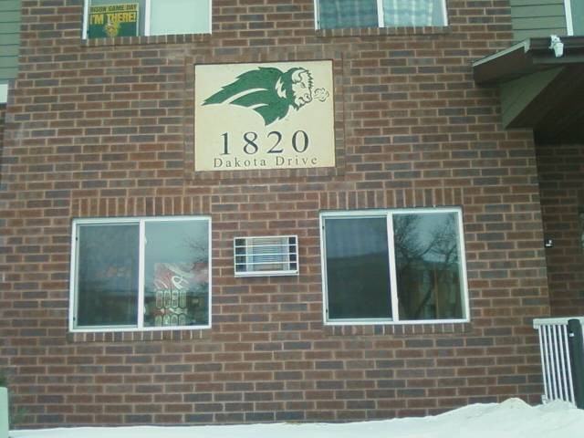 1820 Building - Photo 4 of 27