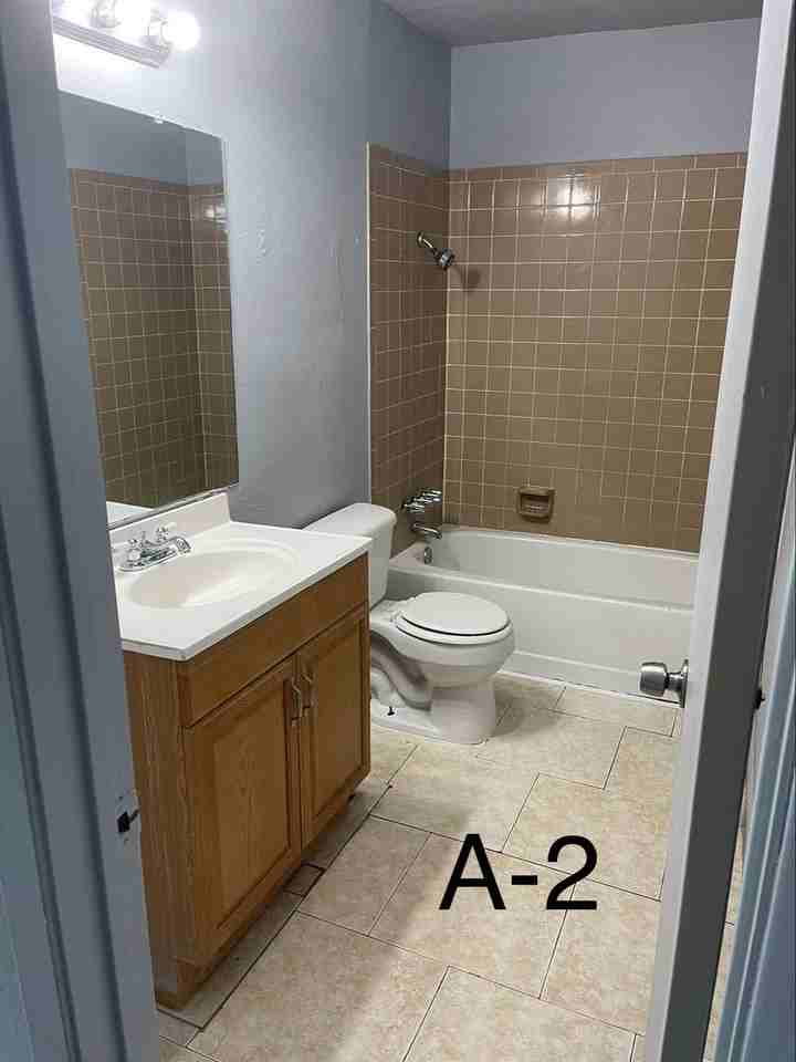 APT02-COLEMAN - Photo 2 of 8