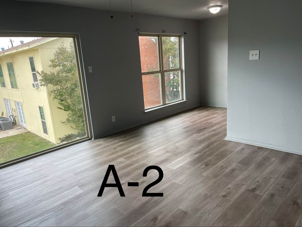 APT02-COLEMAN - Photo 4 of 8