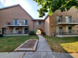 featured image of 427 S Hawley Rd