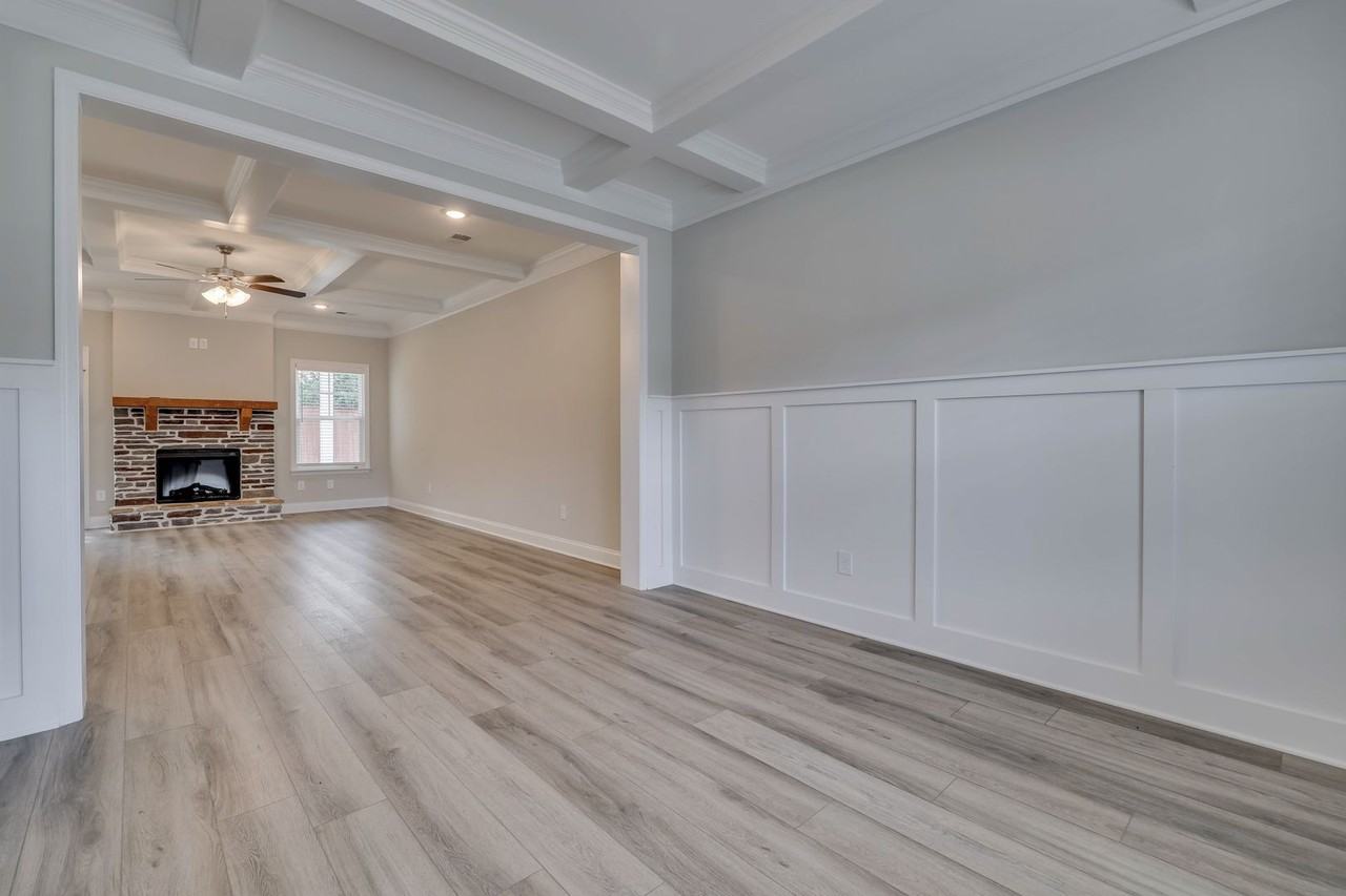 426 Matthew Ln - Photo 7 of 50