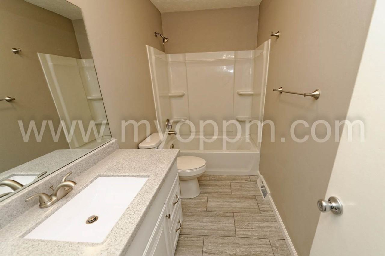 NOLASCO 11652 Camden Ave - Photo 3 of 20