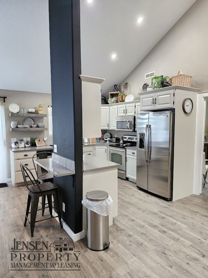 1365 E Fort Pierce Dr #21 - Photo 7 of 44