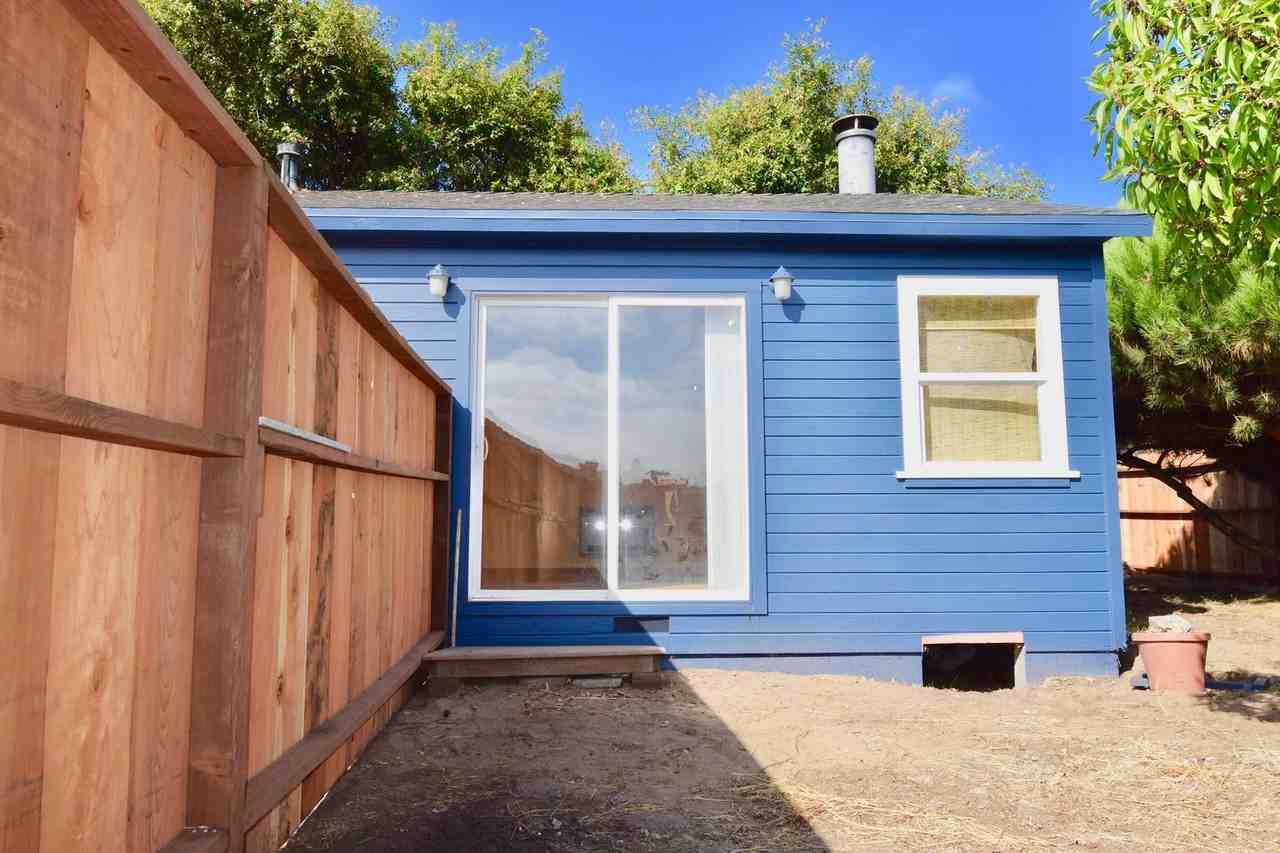 1357 Circle Ave - Photo 2 of 8