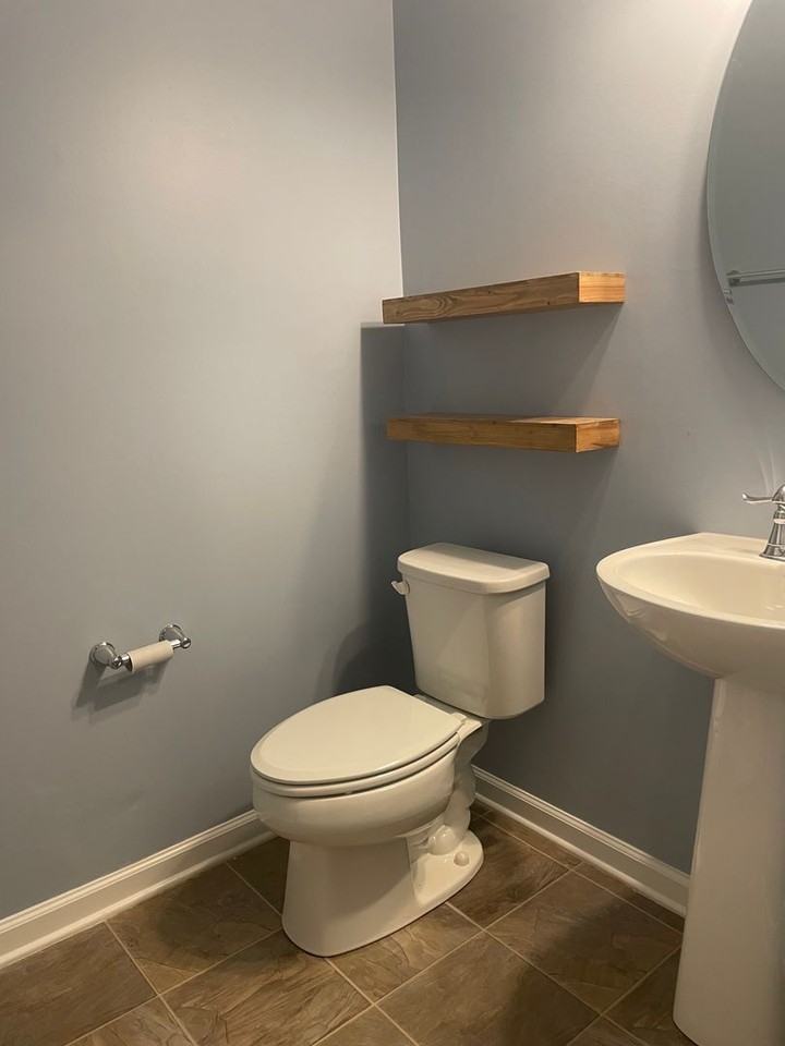 5712 Selkirkshire Rd - Photo 5 of 21