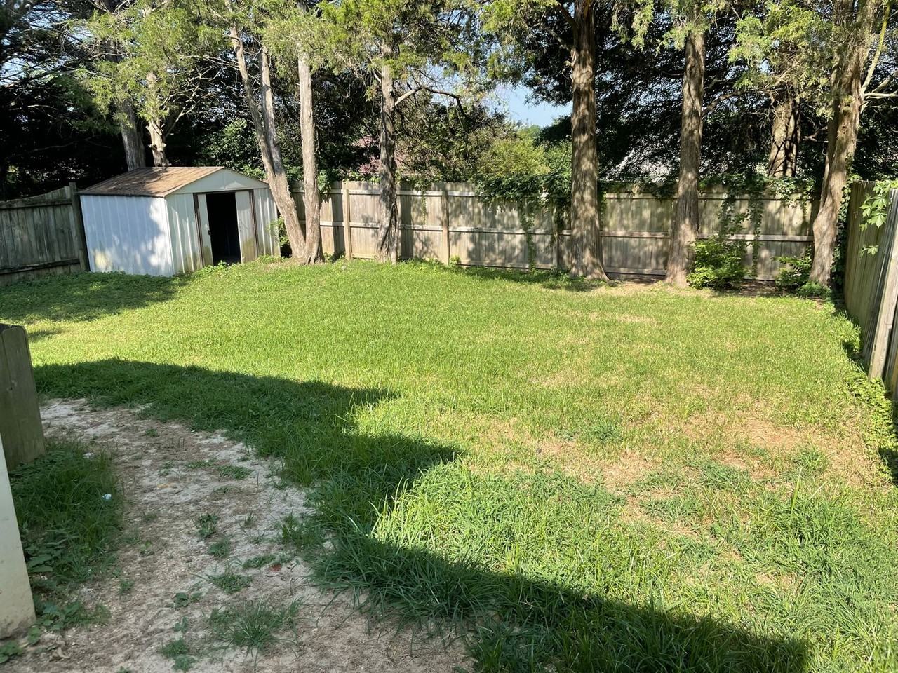 6925 Maury Dr - Photo 3 of 10