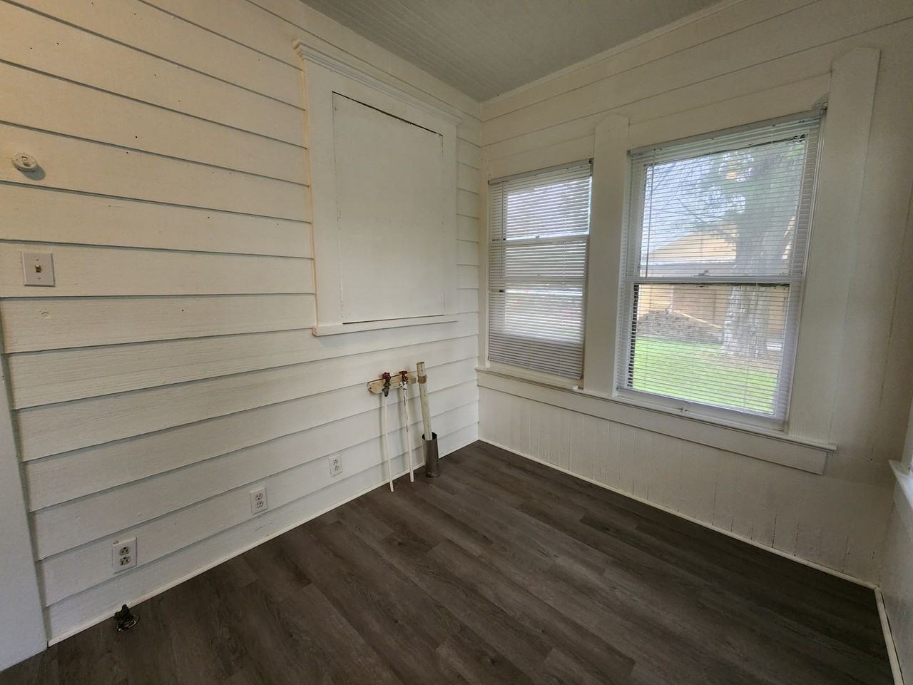 4285 Chaison St - Photo 7 of 8