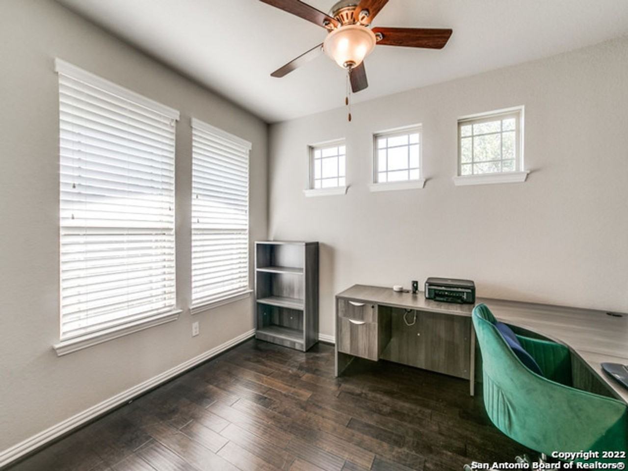 5348 Saffron Rose - Photo 3 of 26