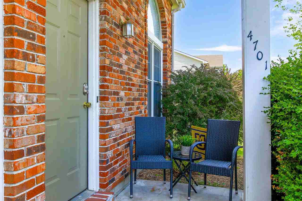 4701 Brandon Woods St - Photo 3 of 24