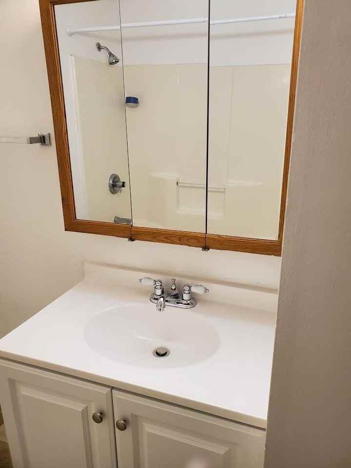 Appleton Court Apartments - Photo 6 of 6