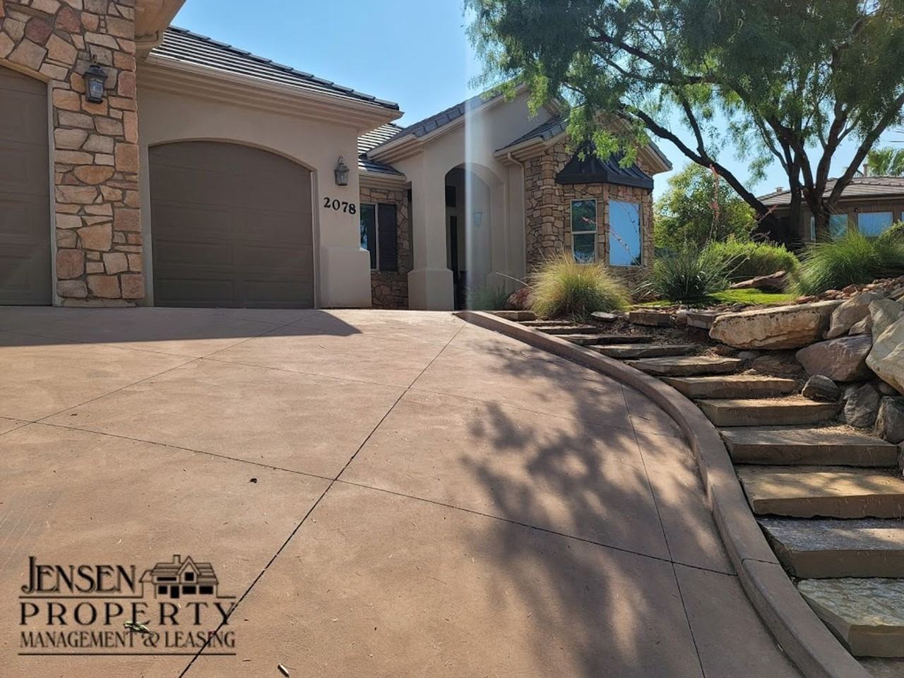 2078 N Gunsight Dr - Photo 4 of 50