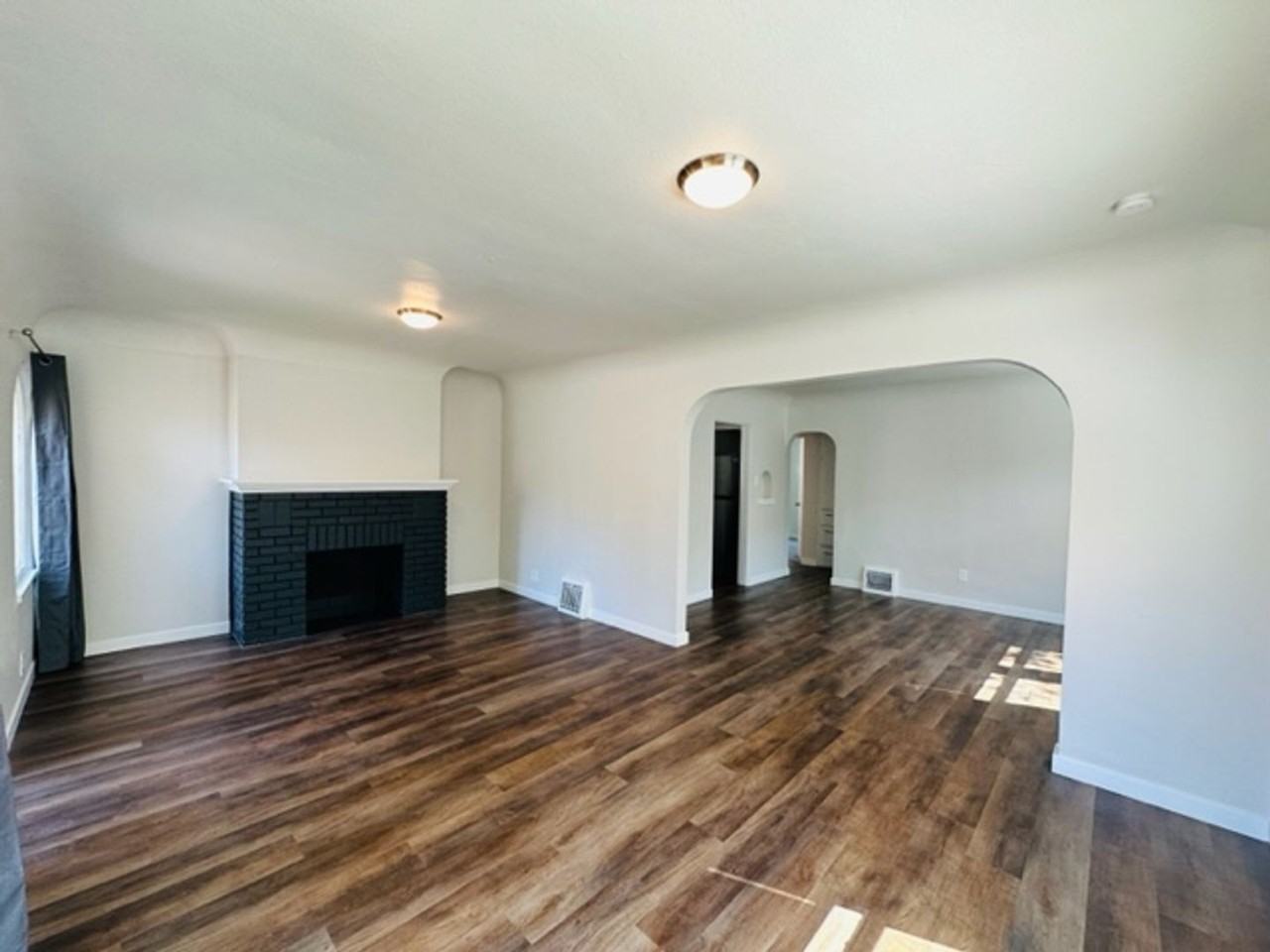 2005 Cleveland Blvd #2007 - Photo 7 of 50