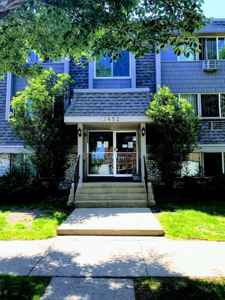 3452 Emerson Ave S. - Photo 3 of 7