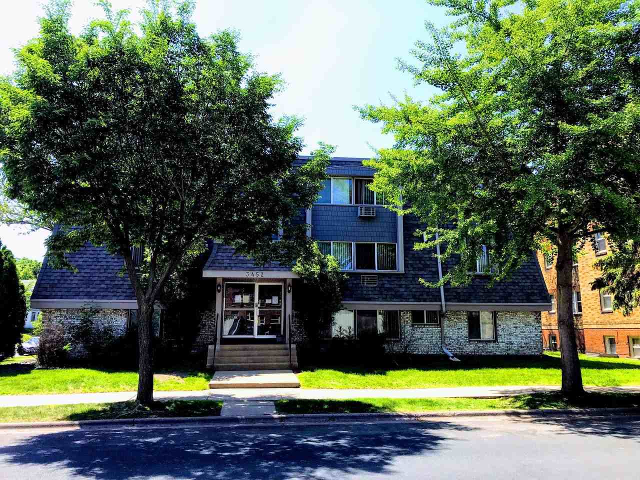 3452 Emerson Ave S. - Photo 4 of 7