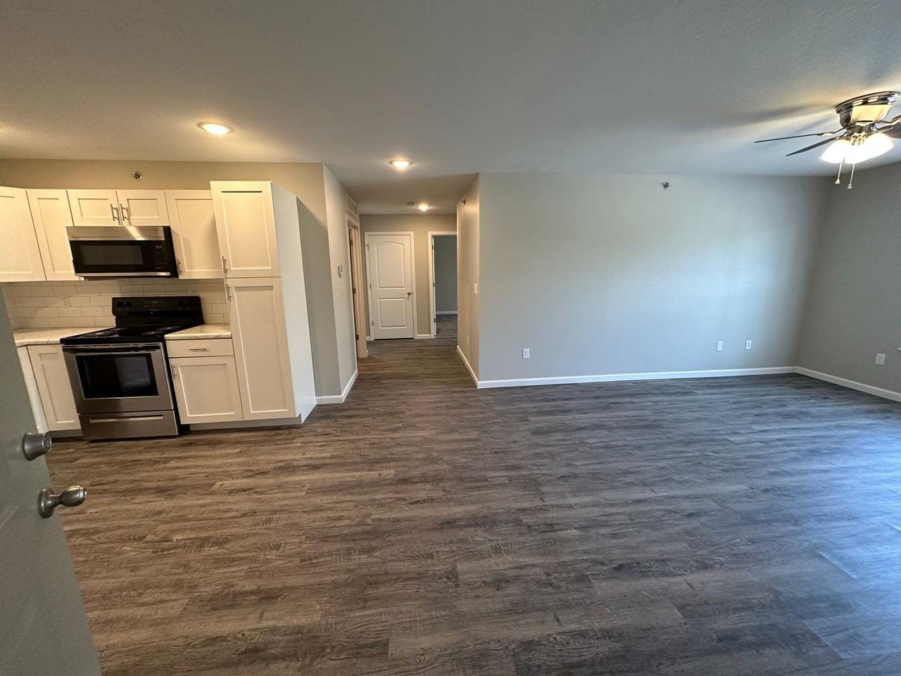 Hummingbird Heights Apartments and Townhomes - Photo 2 of 42