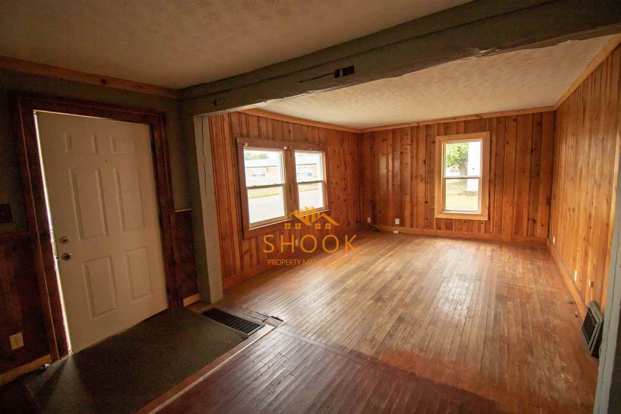 1509 N 15th St - Photo 2 of 9