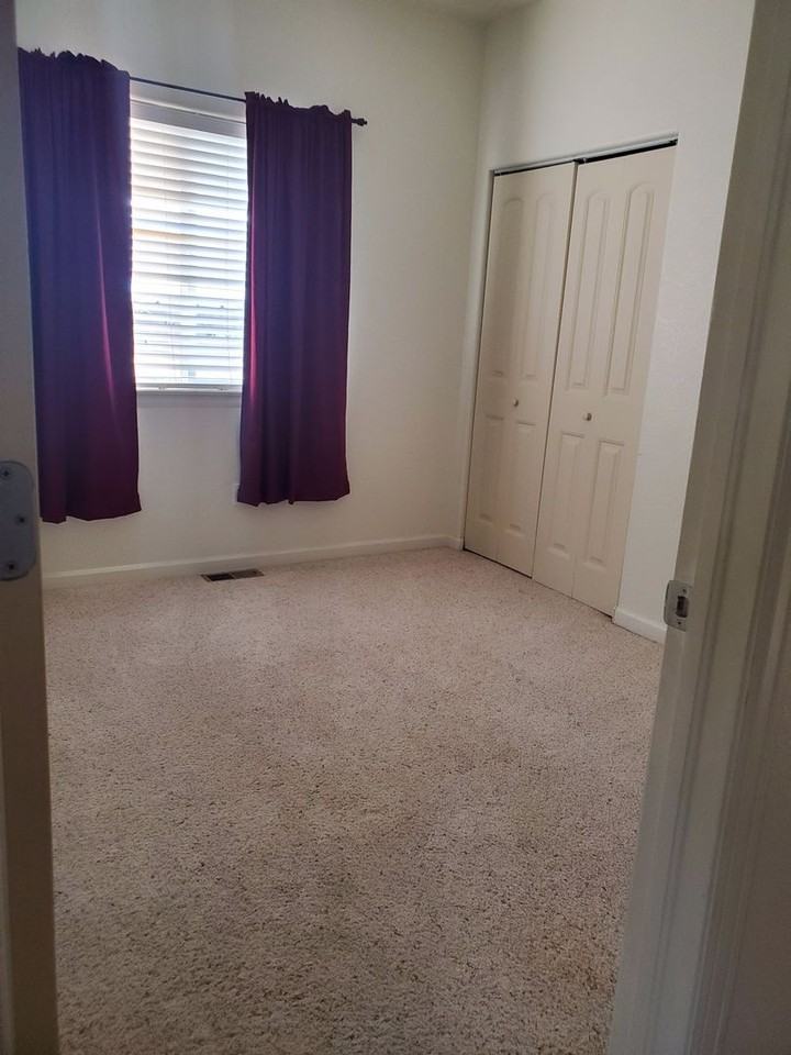 1122 Medley Loop - Photo 2 of 8