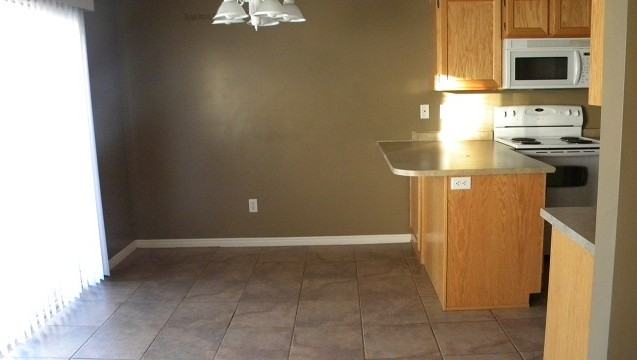 149 Savannah Ln - Photo 4 of 10