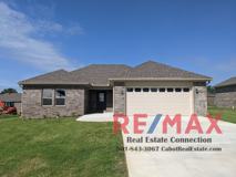 607 Macy Ln - Photo 1 of 1