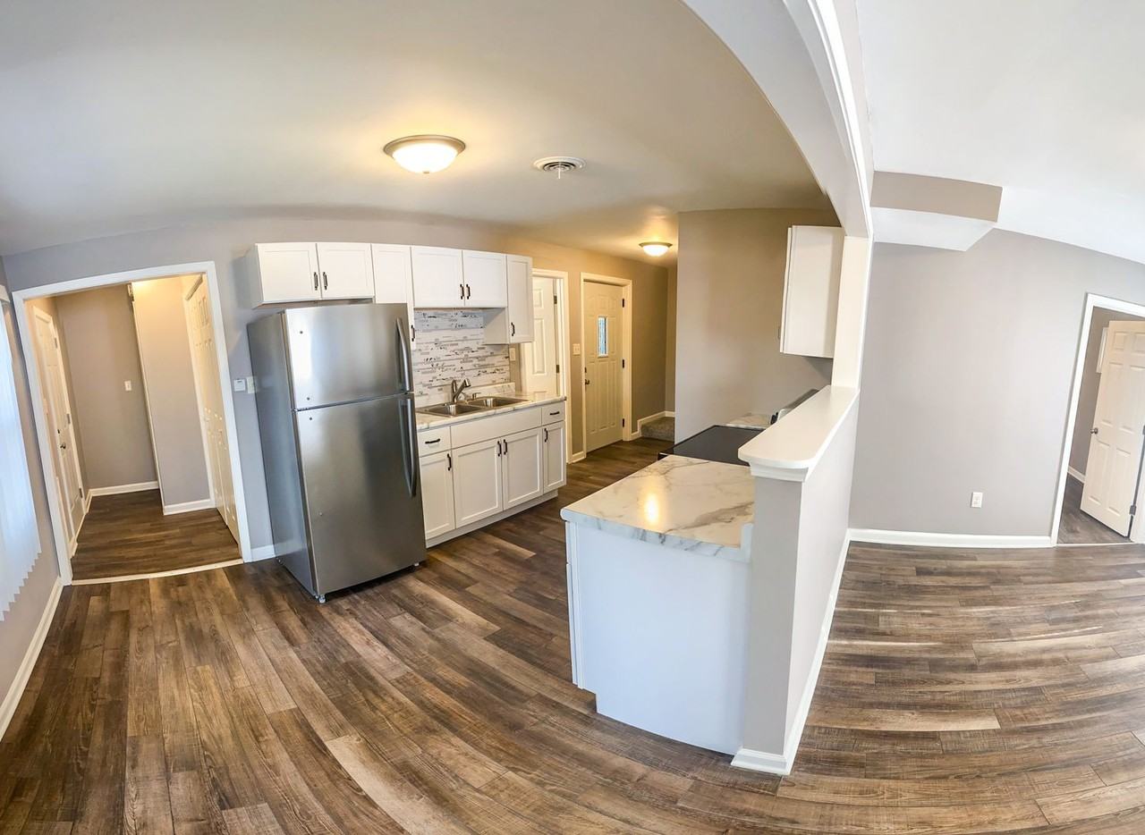 4658 N 50th St - Photo 3 of 10