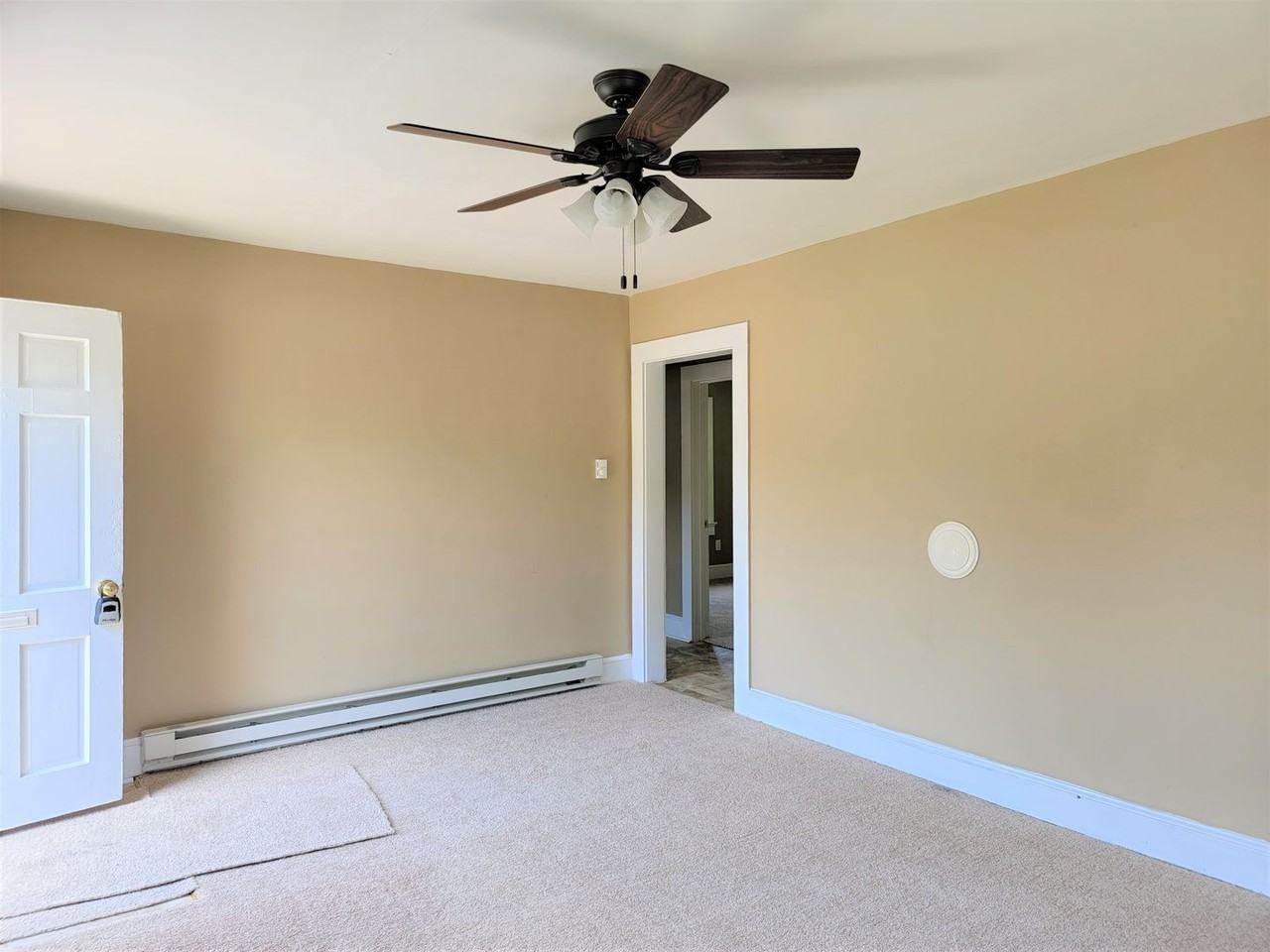 578 Ashton Ave - Photo 3 of 21