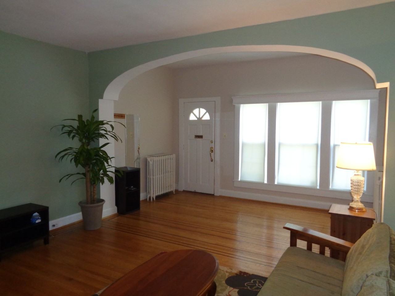 310 Drew St - Photo 3 of 29