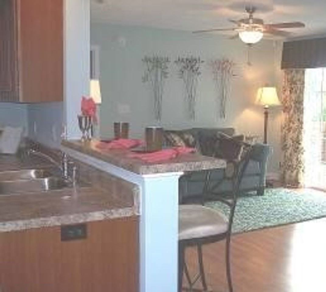 206 Capstone Dr #203 - Photo 3 of 6