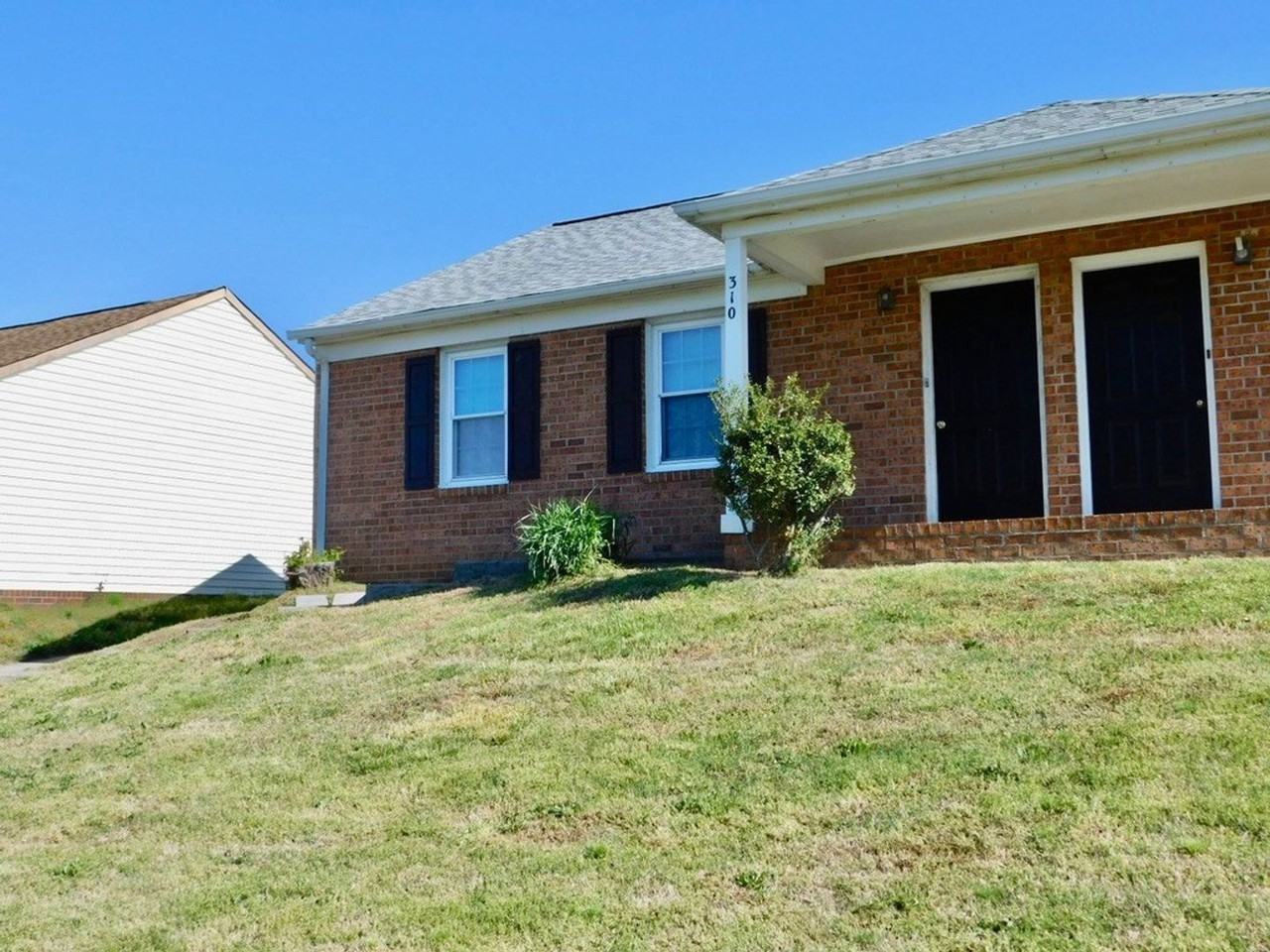 310 Kent Ave - Photo 2 of 17