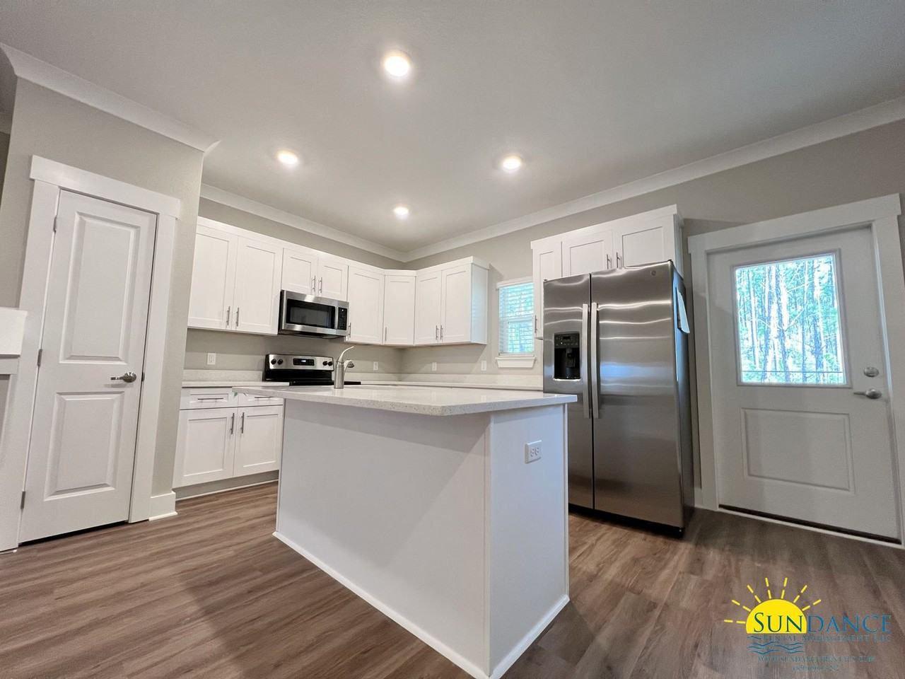 151 Date Palm Ln - Photo 6 of 32